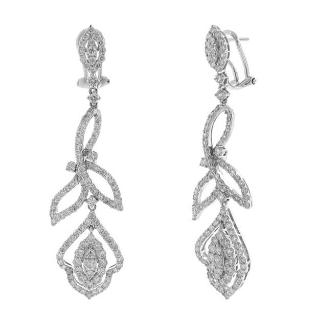 3.41 Ctw 18k White Gold Diamond Dangle Earring