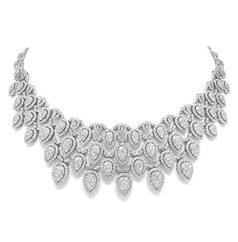 34.65 Ctw 18k White Gold Diamond Necklace