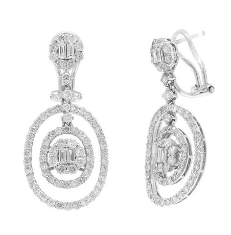 2.72 Ctw 18k White Gold Diamond Earring