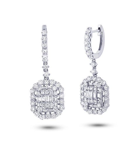 2.41 Ctw 18k White Gold Diamond Earring