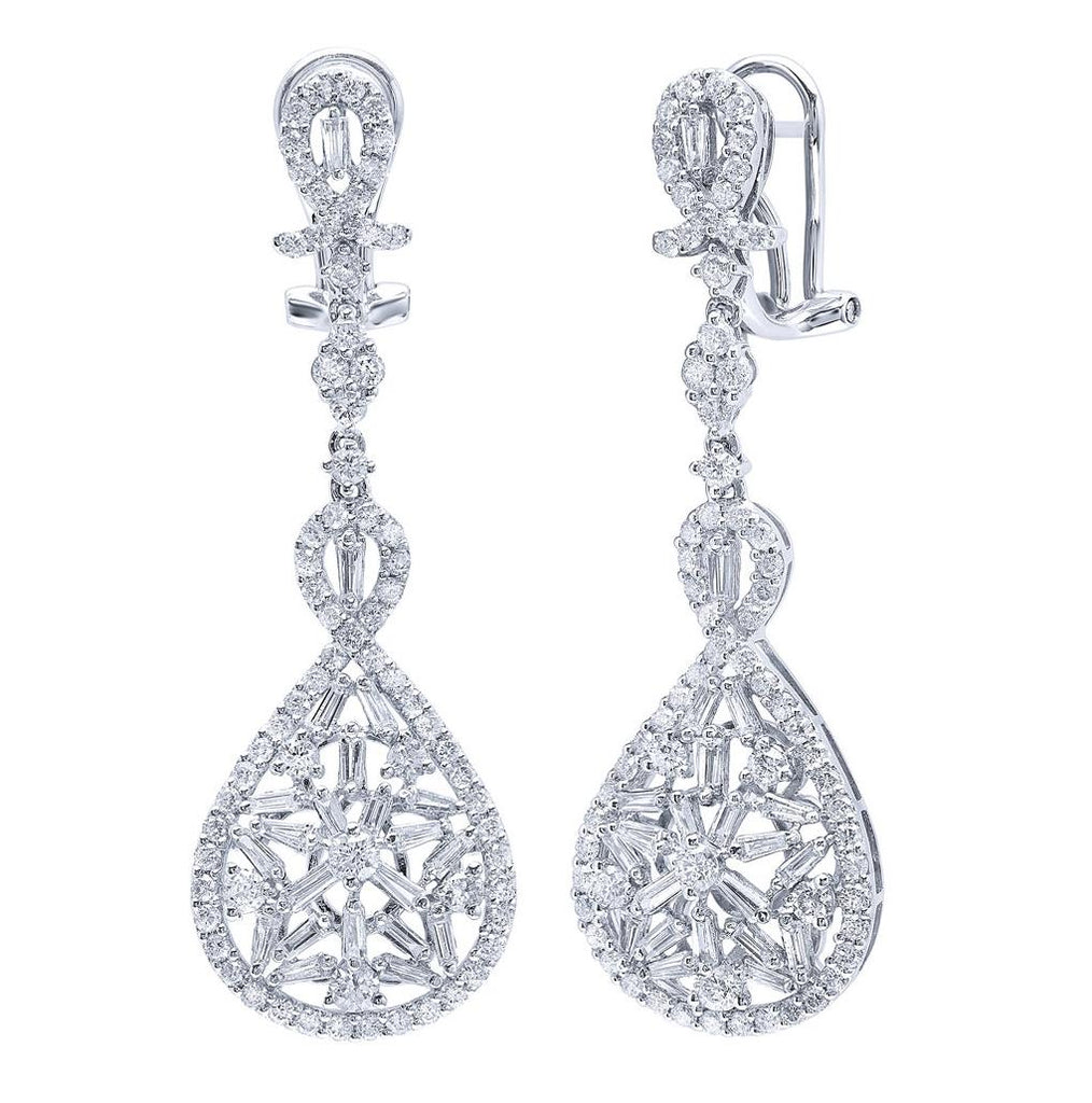 2.93 Ctw 18k White Gold Diamond Earring