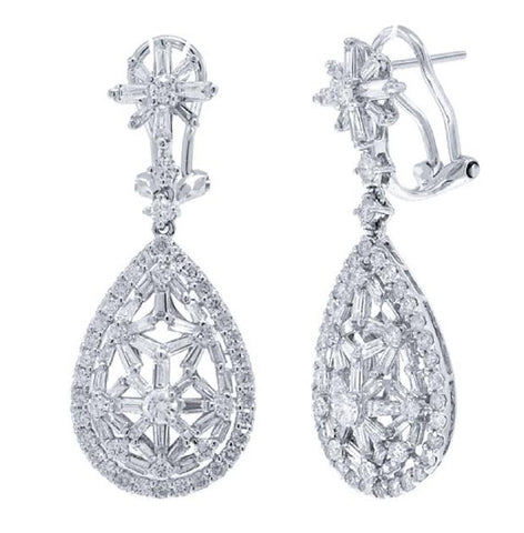 2.62 Ctw 18k White Gold Diamond Earring