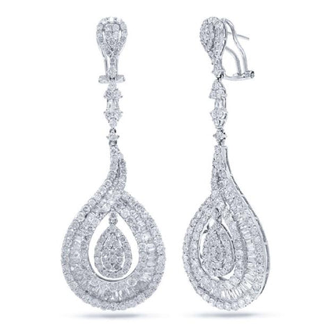 8.43 Ctw 18k White Gold Diamond Earring