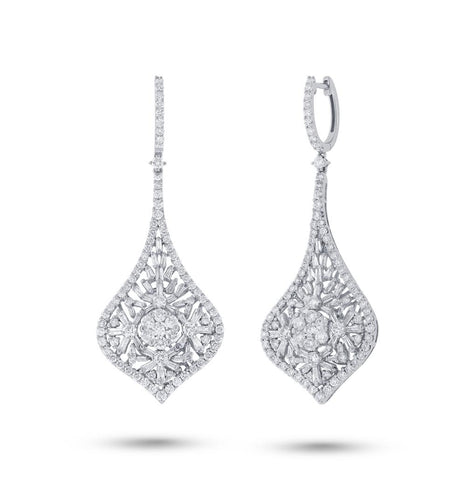 4.40 Ctw 18k White Gold Diamond Earring