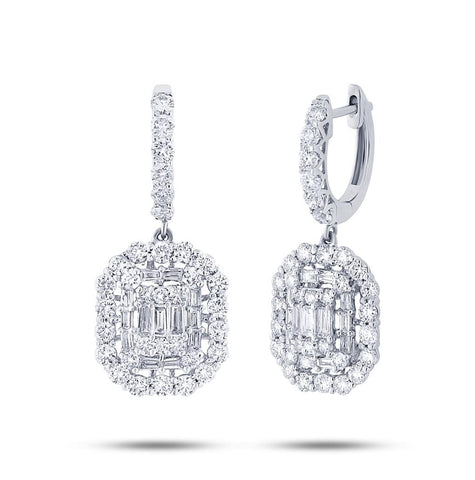 2.35 Ctw 18k White Gold Diamond Earring