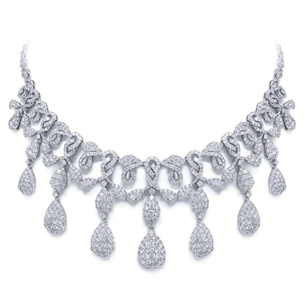 25.45 Ctw 18k White Gold Diamond Necklace