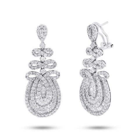 3.82 Ctw 18k White Gold Diamond Earring