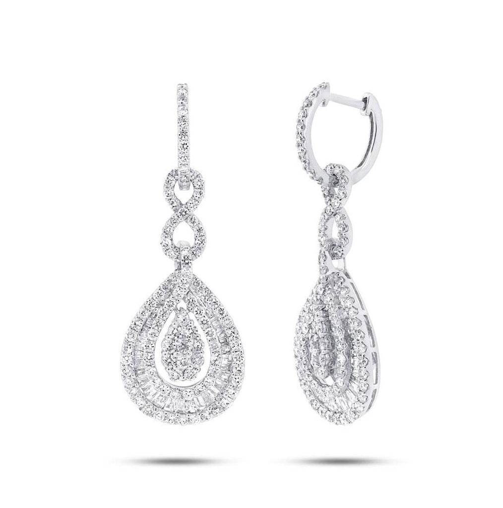 3.84 Ctw 18k White Gold Diamond Earring