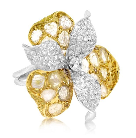 4.26 Ctw 18k Two-tone Gold White And Fancy Color Diamond Flower Ring