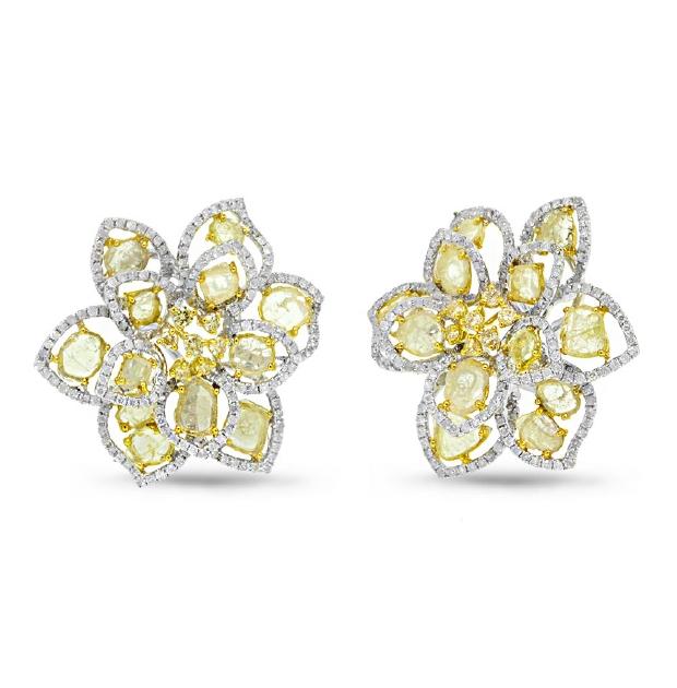 7.75 Ctw 18k Two-tone Gold White And Fancy Color Diamond Flower Earring