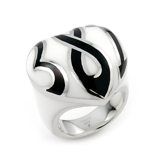 .925 Sterling Silver Designo Black And White 381 Heart Ring (i Love You), <b>size: 6</b>