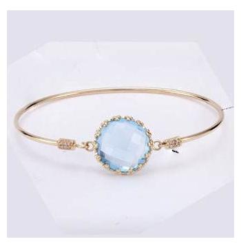 0.05 Ctw Diamond 14k Yellow Gold Topaz Round Shape Womens Gemstone Bangle Bracelet