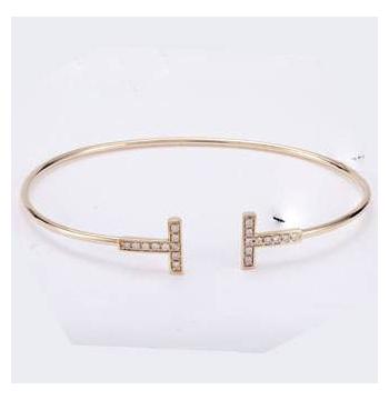 0.23 Ctw Diamond 14k Yellow Gold Round Shape Womens Diamond Bangle Bracelet