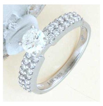 1.08 Ctw Diamond 14k White Gold Round Shape Womens Diamond Ring