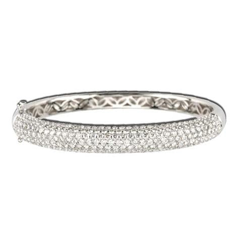 8.18 Ctw Diamond 18k White Gold Round Shape Womens Diamond Bangle Bracelet