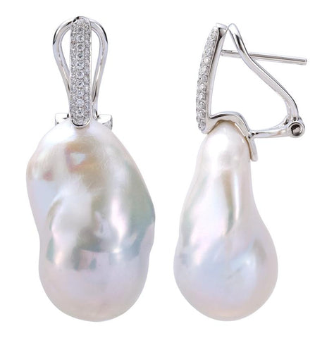 0.33 Ctw Diamond 14k White Gold Pearl Earrings