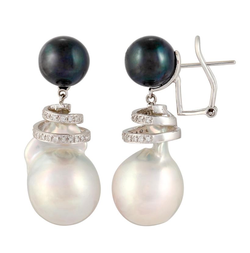 0.21 Ctw Diamond 14k White Gold Pearl Earrings