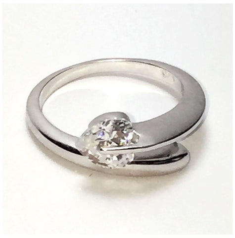 .925 Sterling Silver Rhodium Plated Overlapping Heart Cz Ring, <b>size: 5</b>